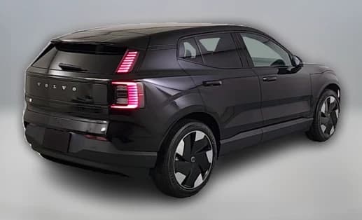 Volvo EX30 Plus Twin Motor AWD 2026 — side view