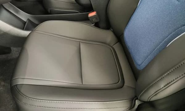 Volvo EX30 Plus Twin Motor AWD 2026 — side view