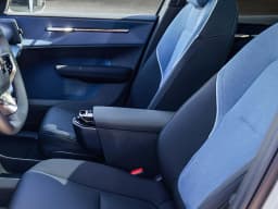 Volvo EX30 Plus Twin Motor AWD 2026 — side view