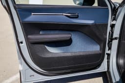Volvo EX30 Plus Twin Motor AWD 2026 — side view