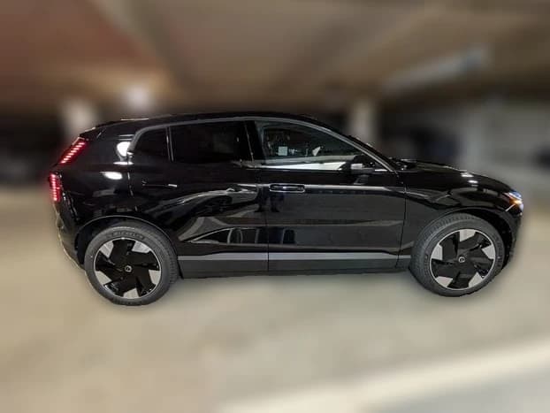 Volvo EX30 Ultra Twin Motor AWD 2026 — side view