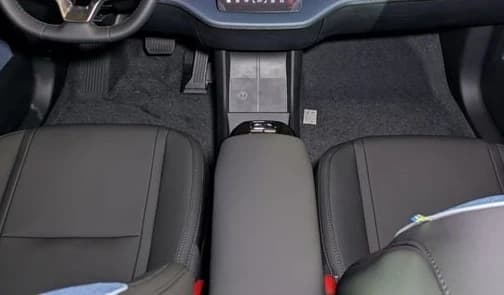 Volvo EX30 Ultra Twin Motor AWD 2026 — side view
