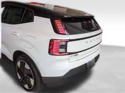 Volvo EX30 Ultra Twin Motor AWD 2026 — side view
