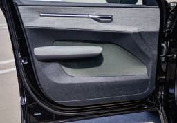 Volvo EX30 Ultra Twin Motor AWD 2026 — side view