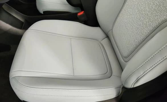 Volvo EX30 Ultra Twin Motor AWD 2026 — side view