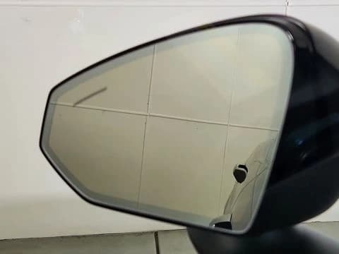 Volvo EX30 Ultra Twin Motor AWD 2026 — side view
