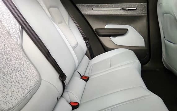 Volvo EX30 Ultra Twin Motor AWD 2026 — side view