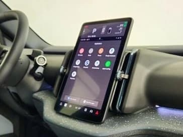 Volvo EX30 Ultra Twin Motor AWD 2026 — side view