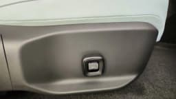 Volvo EX30 Ultra Twin Motor AWD 2026 — side view