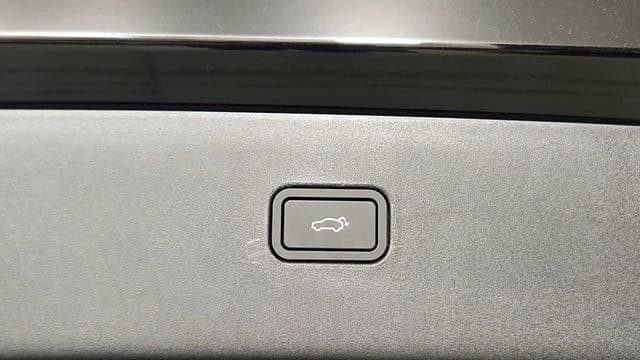 Volvo EX30 Ultra Twin Motor AWD 2026 — side view