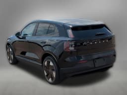 Volvo EX30 Ultra Twin Motor AWD 2026 — side view