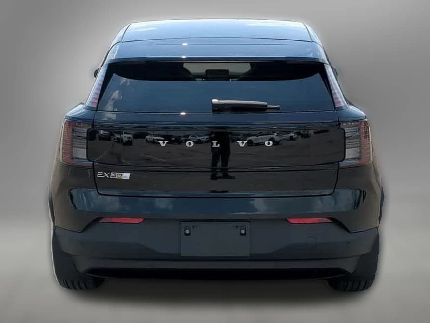 Volvo EX30 Ultra Twin Motor AWD 2026 — side view