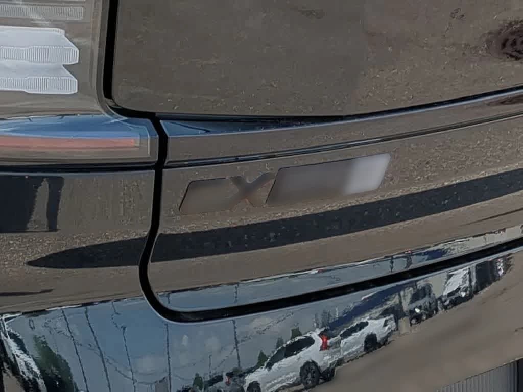 Volvo EX30 Ultra Twin Motor AWD 2026 — side view