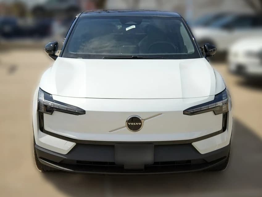 Volvo EX30 Plus Single Motor RWD 2026 — side view