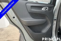 Volvo EX40 Plus Twin Motor AWD 2026 — side view