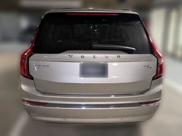 Volvo XC90 Plug-In Hybrid Plus T8 AWD 7-Seater 2026 — side view
