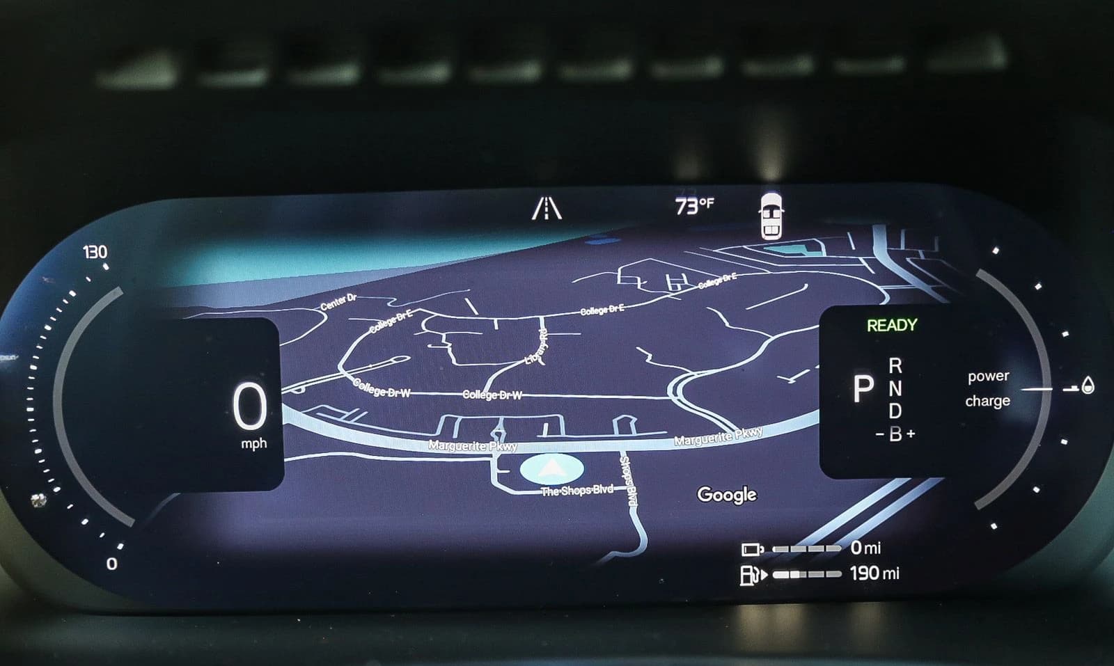 Volvo XC90 Plug-In Hybrid Plus T8 AWD 7-Seater 2026 — side view