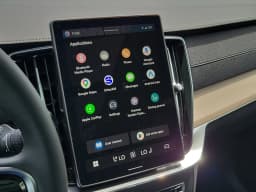 Volvo XC90 Plug-In Hybrid Plus T8 AWD 7-Seater 2026 — side view