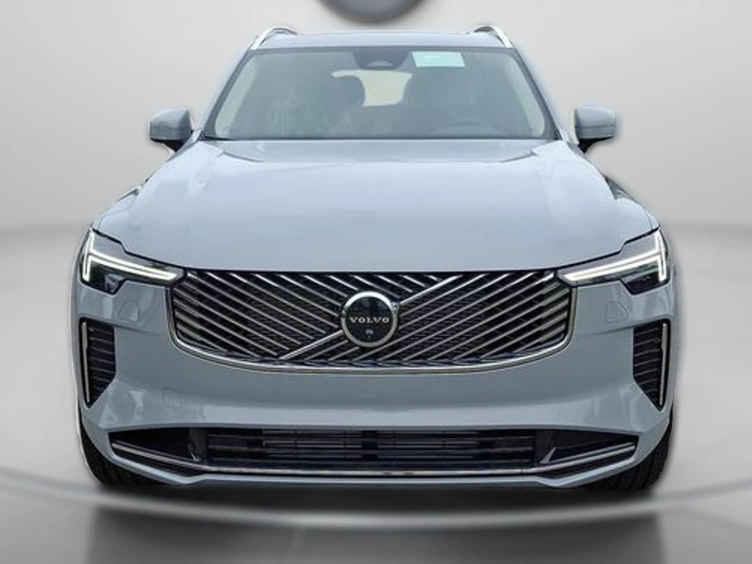 Volvo XC90 Plug-In Hybrid Plus T8 AWD 7-Seater 2026 — side view