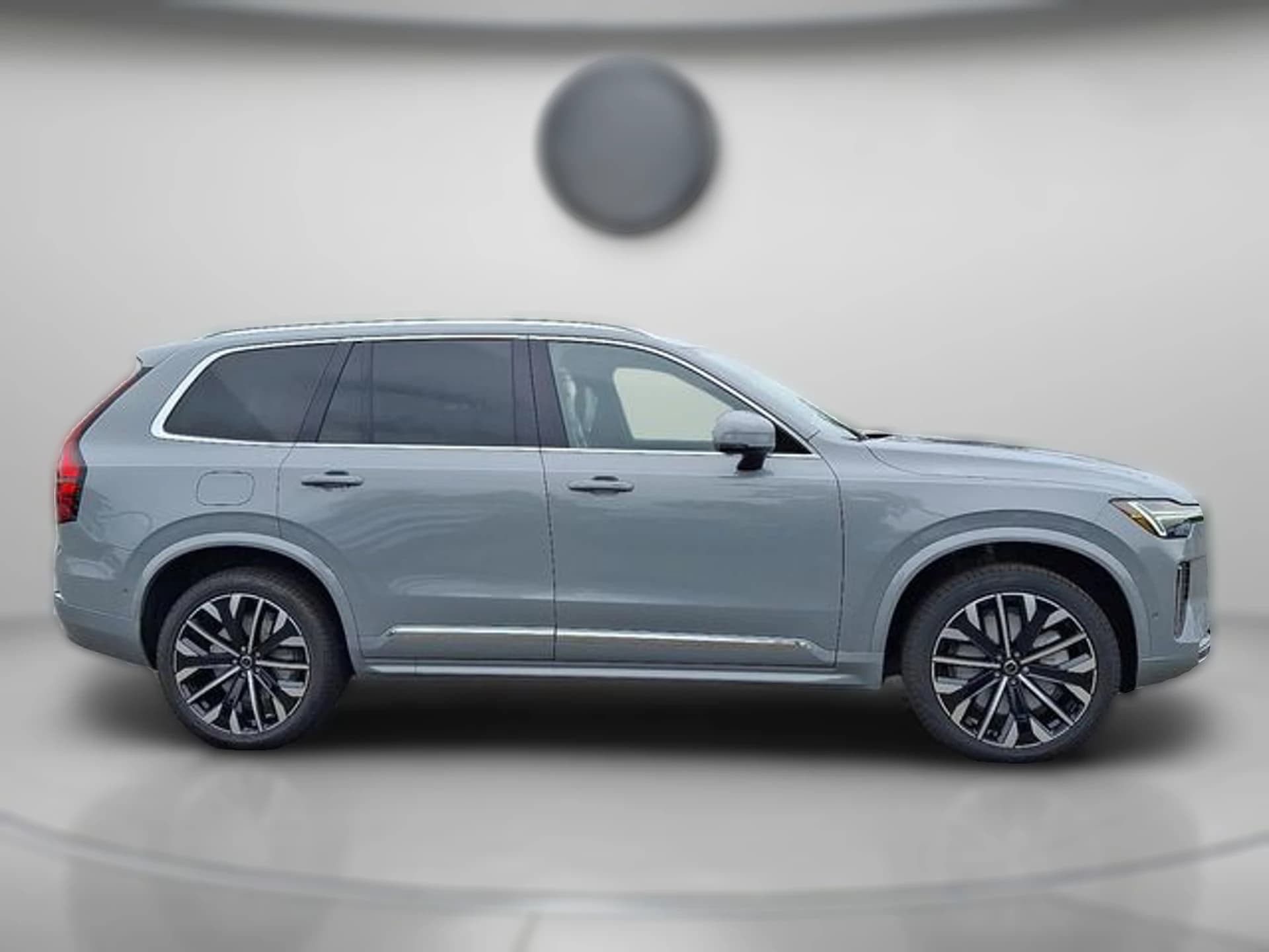 Volvo XC90 Plug-In Hybrid Plus T8 AWD 7-Seater 2026 — side view