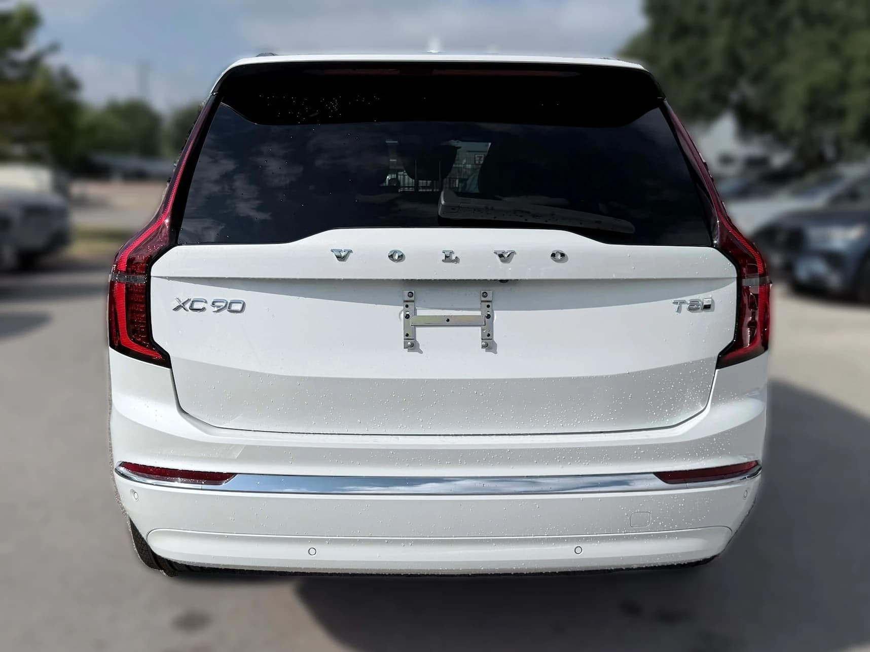 Volvo XC90 Plug-In Hybrid Plus T8 AWD 7-Seater 2026 — side view