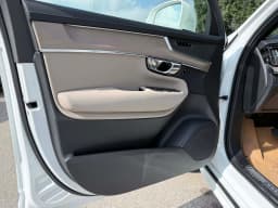 Volvo XC90 Plug-In Hybrid Plus T8 AWD 7-Seater 2026 — side view