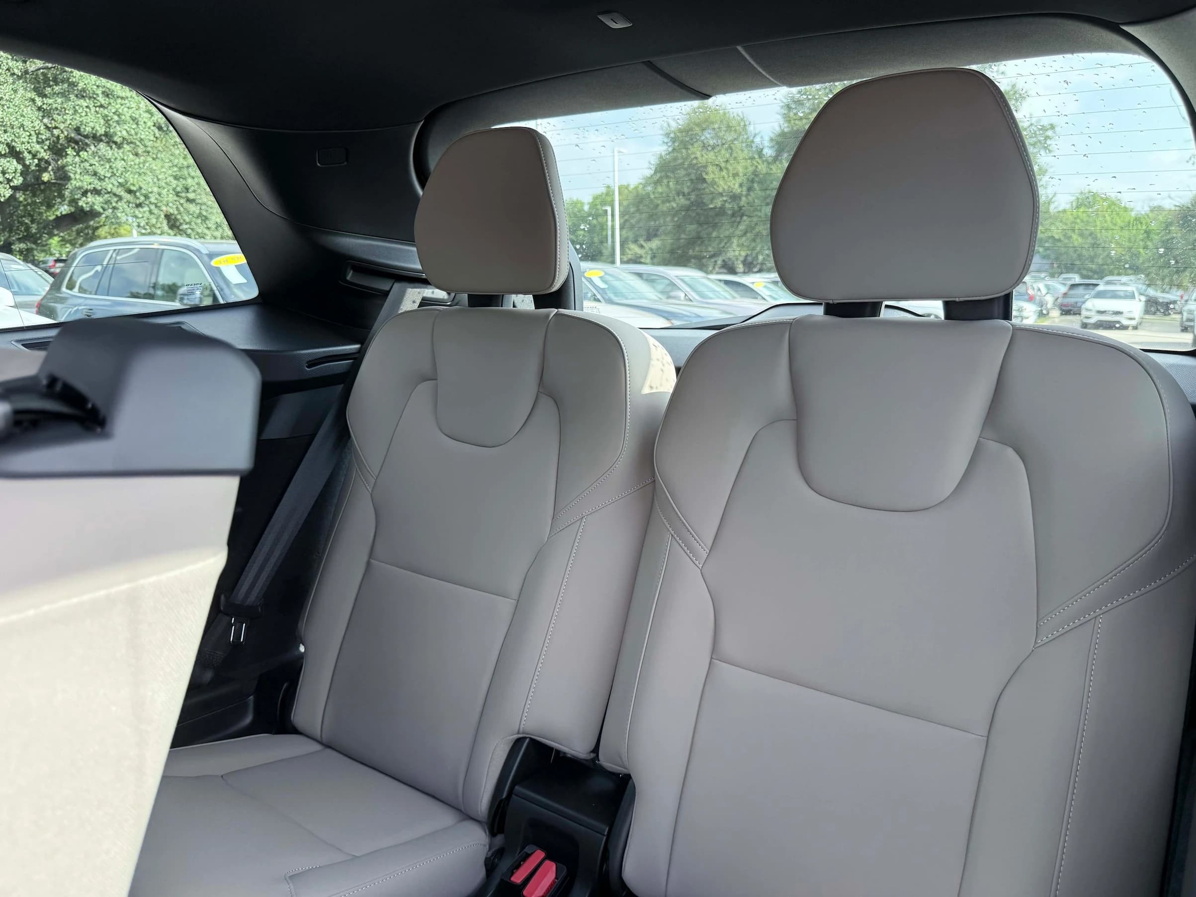 Volvo XC90 Plug-In Hybrid Plus T8 AWD 7-Seater 2026 — side view