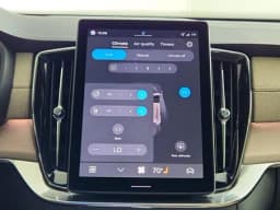 Volvo XC90 Plug-In Hybrid Plus T8 AWD 7-Seater 2026 — side view
