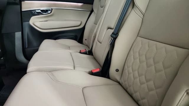 Volvo XC90 Plug-In Hybrid Plus T8 AWD 7-Seater 2026 — side view