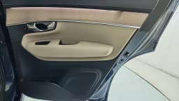Volvo XC90 Plug-In Hybrid Plus T8 AWD 7-Seater 2026 — side view