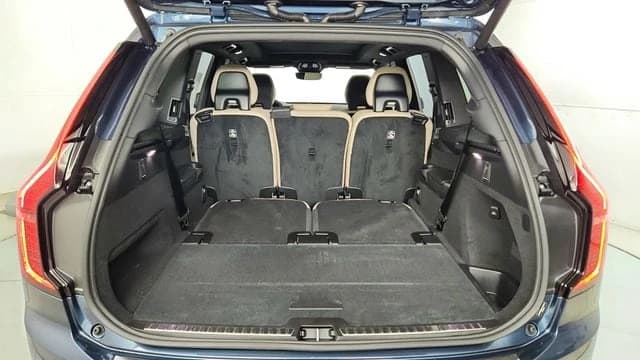 Volvo XC90 Plug-In Hybrid Plus T8 AWD 7-Seater 2026 — side view