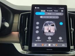 Volvo XC90 Plug-In Hybrid Plus T8 AWD 7-Seater 2026 — side view