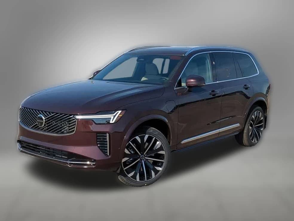 Volvo XC90 Plug-In Hybrid Plus T8 AWD 7-Seater 2026 — side view