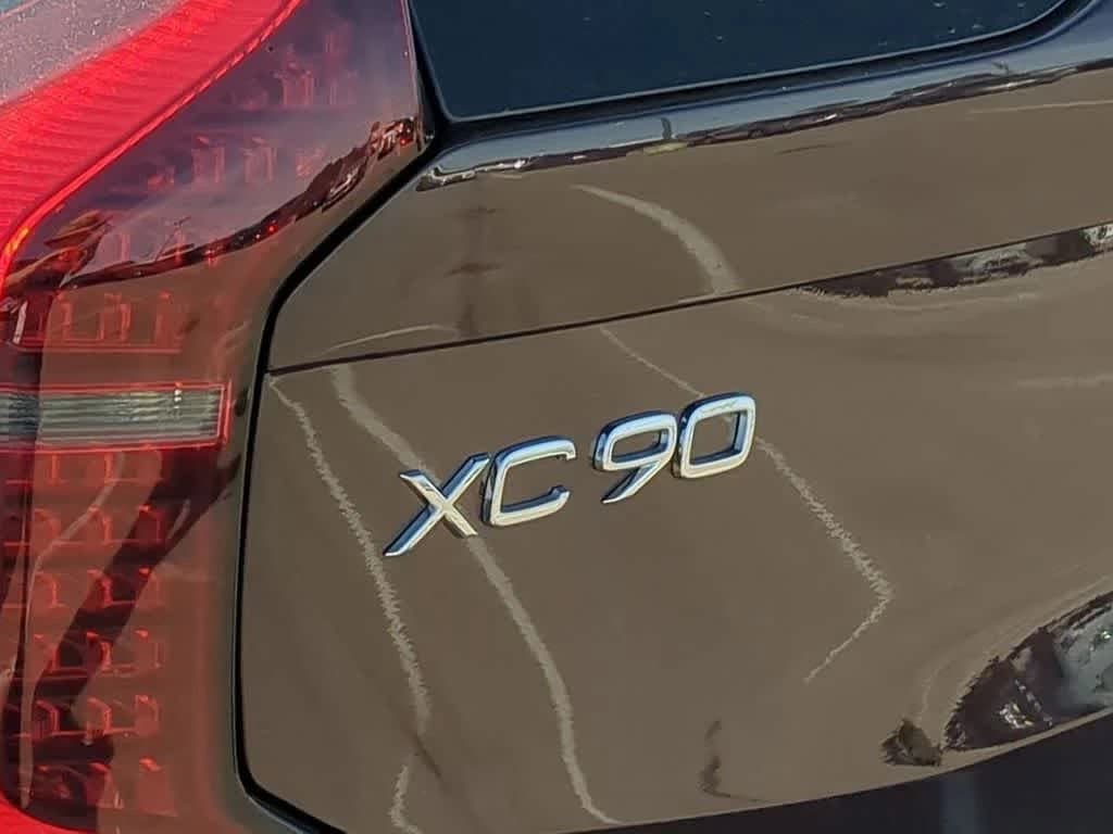 Volvo XC90 Plug-In Hybrid Plus T8 AWD 7-Seater 2026 — side view