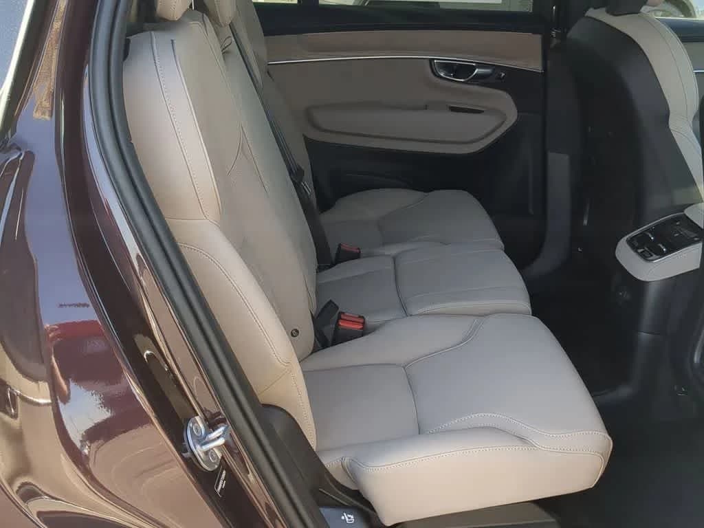 Volvo XC90 Plug-In Hybrid Plus T8 AWD 7-Seater 2026 — side view
