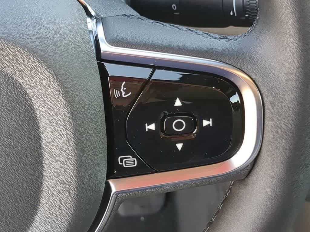 Volvo XC90 Plug-In Hybrid Plus T8 AWD 7-Seater 2026 — side view