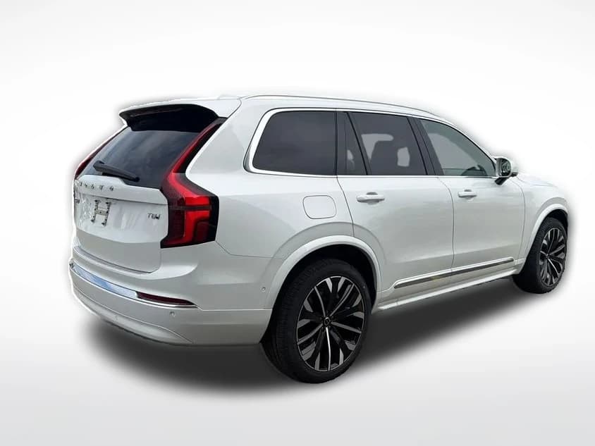 Volvo XC90 Plug-In Hybrid Plus T8 AWD 7-Seater 2026 — side view
