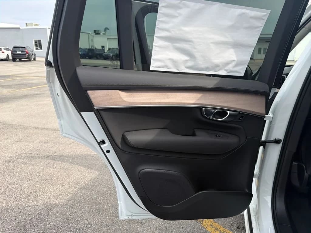 Volvo XC90 Plug-In Hybrid Plus T8 AWD 7-Seater 2026 — side view