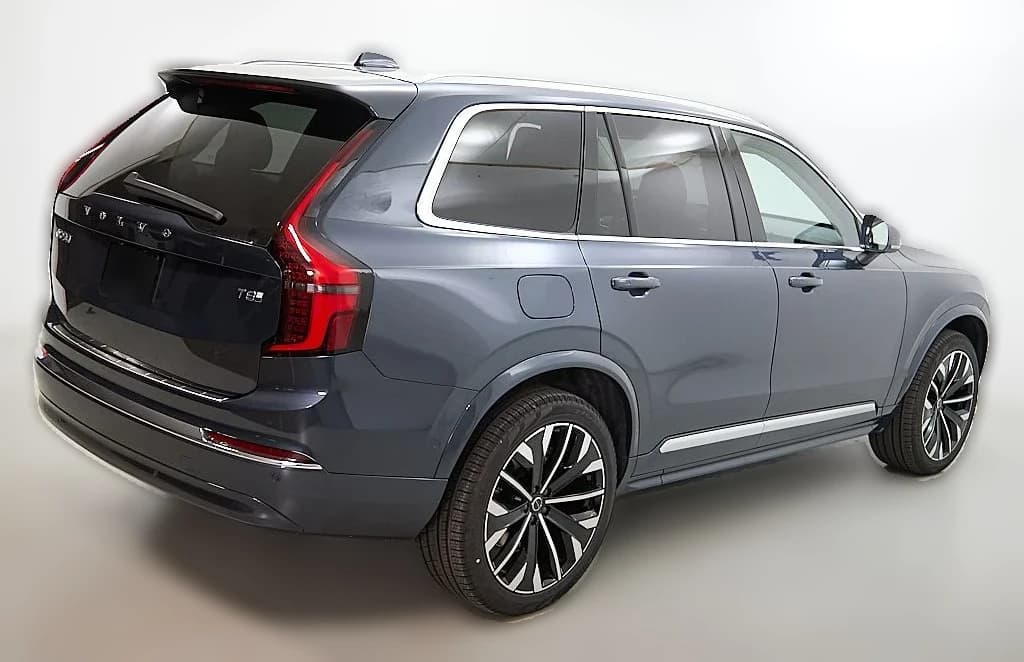 Volvo XC90 Plug-In Hybrid Plus T8 AWD 7-Seater 2026 — side view