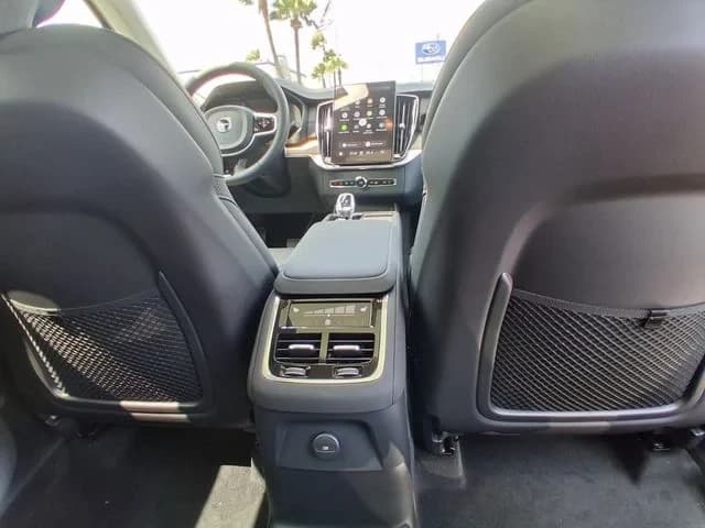Volvo XC90 Plug-In Hybrid Plus T8 AWD 7-Seater 2026 — side view