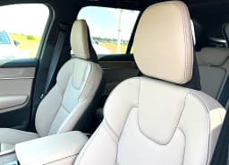Volvo XC90 Plug-In Hybrid Plus T8 AWD 7-Seater 2026 — side view