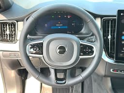 Volvo XC90 Plug-In Hybrid Plus T8 AWD 7-Seater 2026 — side view