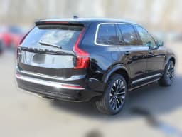 Volvo XC90 Plug-In Hybrid Ultra T8 AWD 7-Seater 2026 — side view