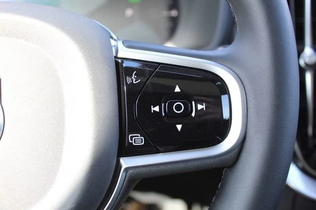 Volvo XC90 Plug-In Hybrid Ultra T8 AWD 7-Seater 2026 — side view