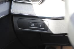 Volvo XC90 Plug-In Hybrid Ultra T8 AWD 7-Seater 2026 — side view
