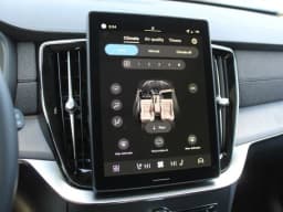 Volvo XC90 Plug-In Hybrid Ultra T8 AWD 7-Seater 2026 — side view