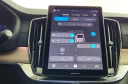 Volvo XC90 Plug-In Hybrid Core T8 AWD 7-Seater 2026 — side view