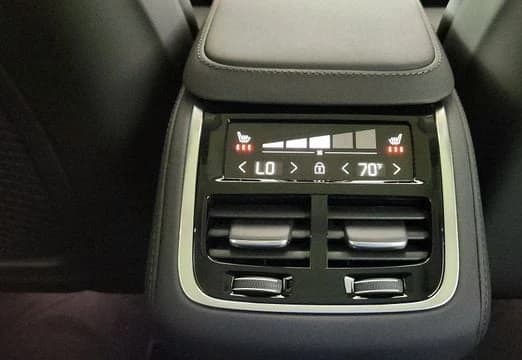 Volvo XC90 Plug-In Hybrid Core T8 AWD 7-Seater 2026 — side view