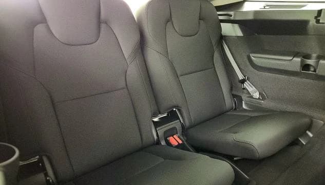 Volvo XC90 Plug-In Hybrid Core T8 AWD 7-Seater 2026 — side view