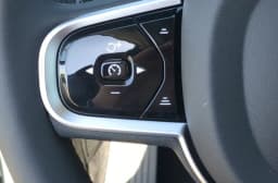 Volvo XC60 Plug-In Hybrid Plus T8 AWD 2026 — side view